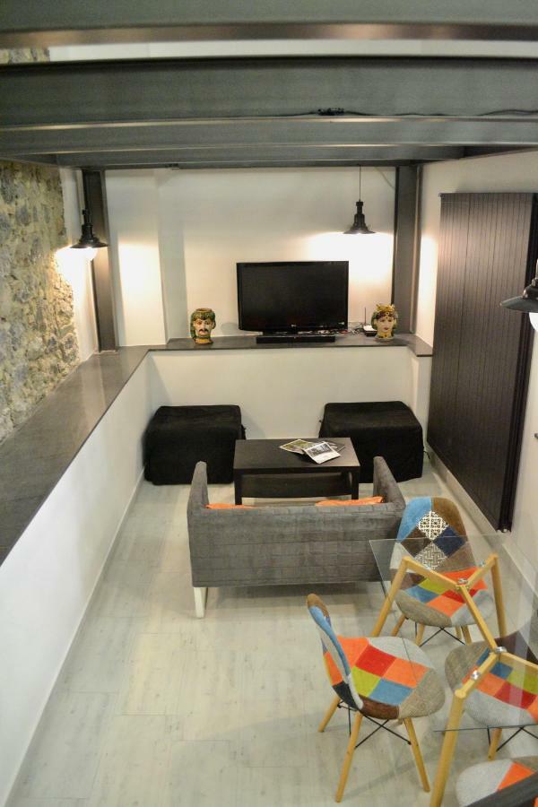 I Pupi - Sicilian Apartment Джардини-Наксос Экстерьер фото